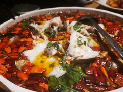 沸腾鱼-平措康桑·和牛自助观景餐厅(布达拉宫店)