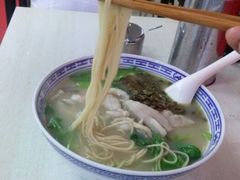 招牌黄鱼面-明呈黄鱼面馆(斜土路店)