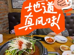 -喇喇排骨火锅·传统韩式脊骨汤(望京西园总店)