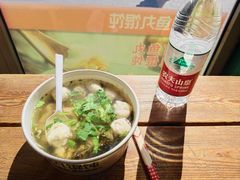 -手劲鱼丸馄饨铺(哈一百店)