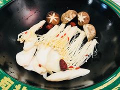 -有拈头成都市井火锅(老门东店)