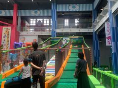 -蒙特利亲子乐园