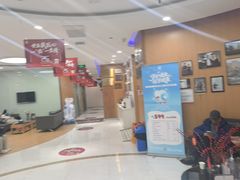-雅悦齿科(顾村公园店)