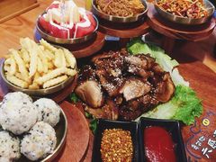 -肥肥虾庄·金牌油焖大虾(杨园滨江时代walk店)