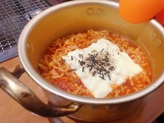 -肉甲韩国木炭烤肉(新壹街1店)