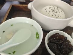 -蟹上黄·蟹黄面·江南糖水(人民广场店)