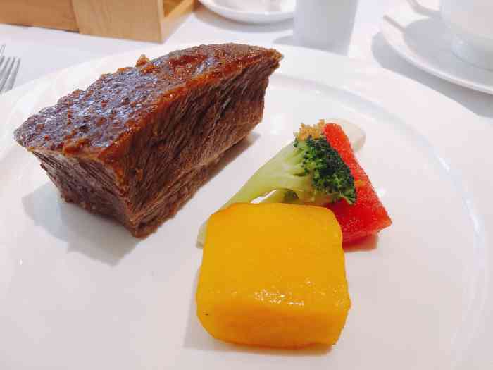 王品牛排(城西银泰店)-"很赞的餐厅,约会或朋友小聚首选,环境和服.