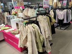 -唯品会(北京国瑞城店)