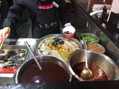 -黑色经典臭豆腐·湖南特产(步行街店)