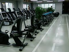 -一公里健身(龙湖紫都城店)