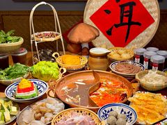 -洱火云南酸菜牛肉火锅(石景山当代商城店)