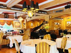 -火车头法国西餐厅