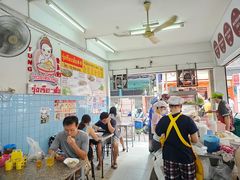 -榮泰米粉湯(Left Shop)