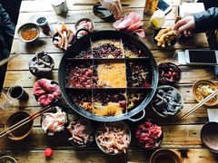 -岗上渣渣老火锅(两路口店)