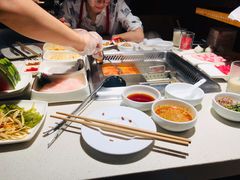 -海底捞火锅鲜切牛肉主题店(长寿路店)