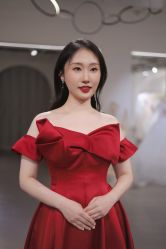 -艾米丽婚纱礼服