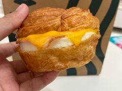 -星巴克(广州淘金路店)