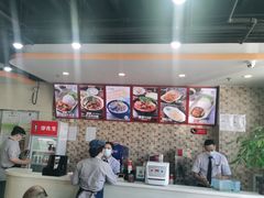 -李先生牛肉面大王(北京站售票厅餐厅)