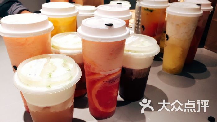 喜茶(兴业太古汇店)满杯红柚图片 - 第1张