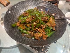 -辛香味烧鱼馆·非遗技艺·排骨红烧肉(光谷医药园店)