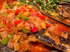 -鸣记脆皮烤鱼·海鲜烤鱼(三八广场店)