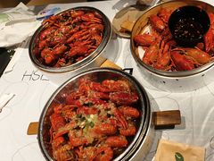-巴厘龙虾·榜首油焖大虾(音乐学院·沿江酒馆店)