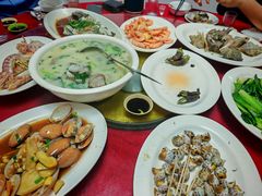 -霞涌市场海鲜摆卖区