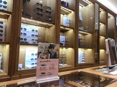 -宝丽眼镜(湖墅店)