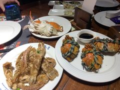 -四海一家自助餐(益田假日广场店)