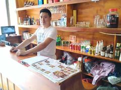 -黄桷树曹家私房菜(江与城店)