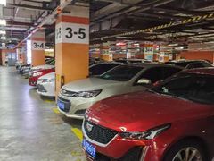 -大宁国际商业广场-地下停车库