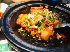 砂锅豆腐-费大厨辣椒炒肉(万家丽一店)