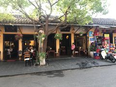 -吕小姐咖啡