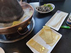 -楼外楼大刀肉传统火锅居(幸福街店)