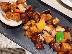 椰果杏鲍菇牛肉粒-闻见中国海南菜(K11店)