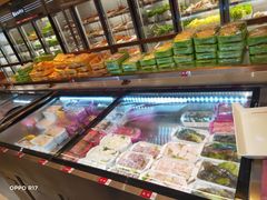 面包甜点陈列柜-袁记串串香火锅(郑和中路店)