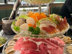 -湊湊火锅·茶憩(杭州湖滨银泰in77店)
