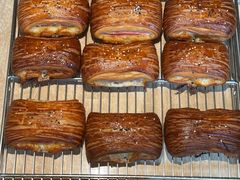 -VERIE BAKEHOUSE