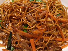 巴扎牛肉炒旦面-巴扎美食·新疆菜·西域歌舞表演餐厅(新疆大厦店)