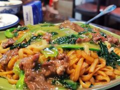 湿炒牛河-凤兴鸡煲(宝安海雅店)