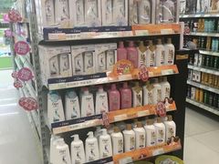 -华联商厦(火车站店)