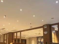 -黔蘑菇四季餐厅(观山湖店)