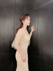 -艾米丽婚纱礼服