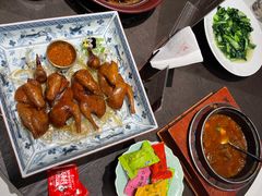 -千百味红餐厅·非遗江西菜(绿地双子塔总店)