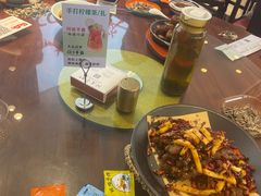 -川流不息·地道川菜·小龙虾(松东路店)