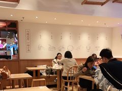 大堂-小满手工粉(上海新世界城店)