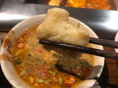 -老牌坊云南鱼豆花火锅(嵩山店)