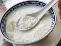 双皮奶-周大娘牛乳(旧寨古村总店)