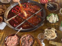 -正南齊北重庆老火锅(光华村直营店)