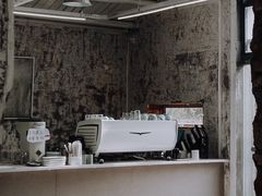 -边渡咖啡烘焙店(昙华林店)